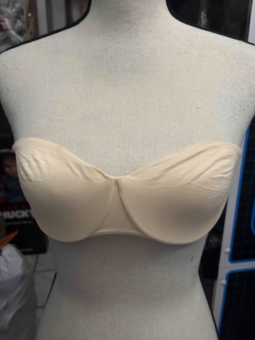 Skims Strapless Bra